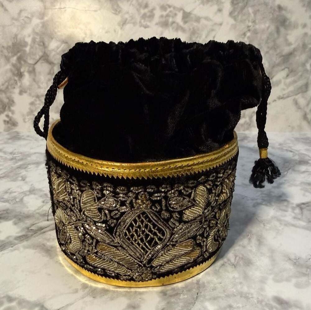 Vintage Black Velvet Zardozi Embroidered Potli Drawstring‎ Bucket Bag
